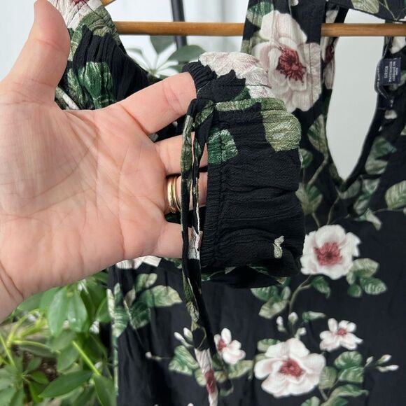 American Eagle Dress - Picture 2 of 8